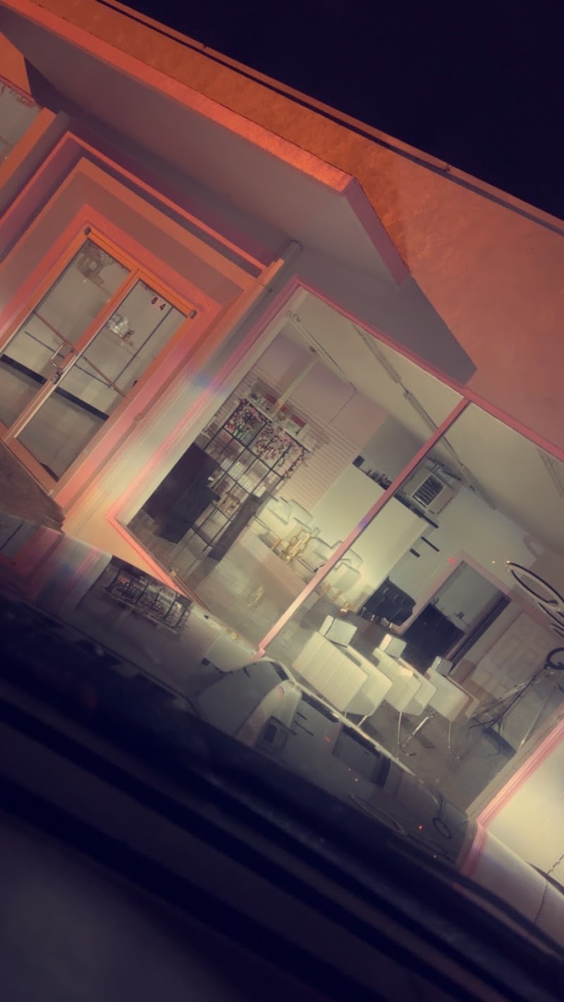 Nueva Era, beauty salon in Newport, OR, photo 1 of 5